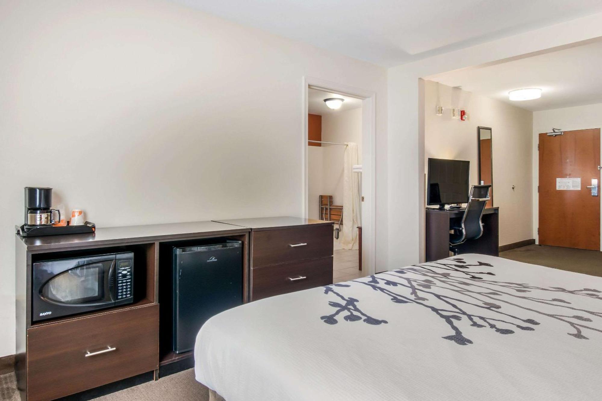 Sleep Inn & Suites Ронкс Экстерьер фото